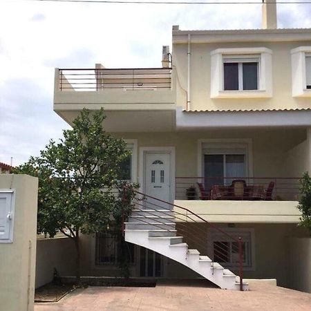 Amazing House In Kiato Near The Beach Exterior foto